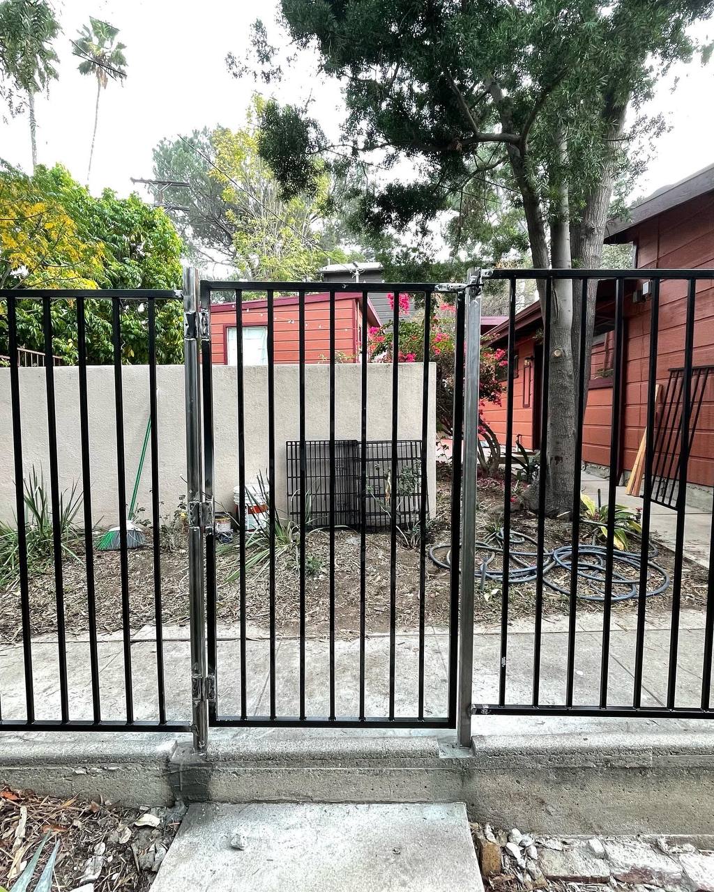 Steel Fence Service