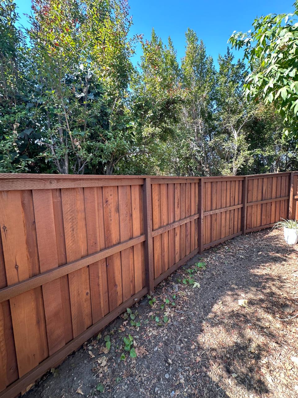 HandyMaestro Fencing Solutions Traditional Wooden Fence