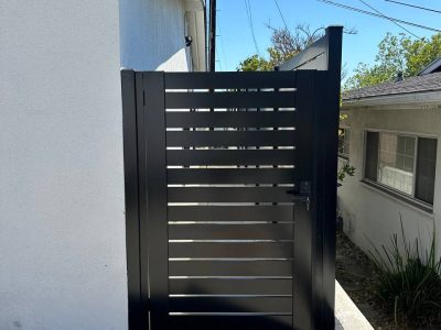 Black Aluminum Gate With Horizontal Slats